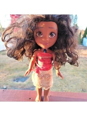 Disney Pixar Moana Singing Adventure Doll